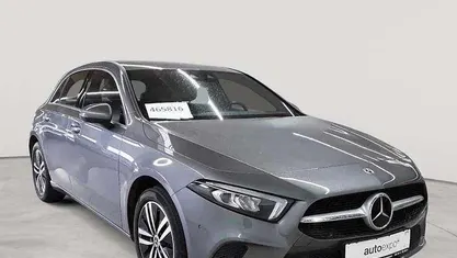 Gebraucht Mercedes A250 Progressive 160 PS (117 kW) 2021 Mountaingrau metallic Limousine