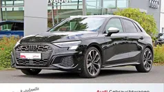 Mythosschwarz schwarz Gebraucht 2023 Audi S3 Sportback Sport Kombi | 42.890 € (Fairer Preis)