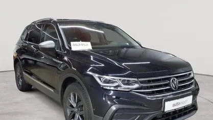 Deep black perleffekt Gebraucht 2022 VW Tiguan Allspace Life SUV | 24.390 € (Guter Preis)