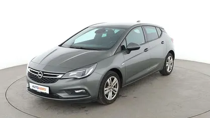 Grau Gebraucht 2017 Opel Astra Active Limousine | 9.820 € (Fairer Preis)