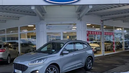 Gebraucht 2023 Ford Kuga ST-Line SUV | 22.750 € (Fairer Preis)