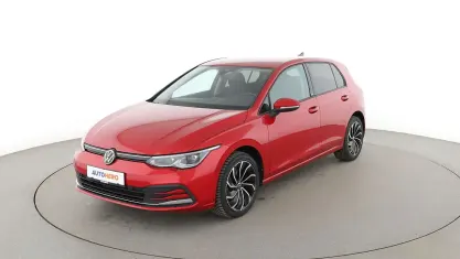 Gebraucht VW Golf VIII Active 116 PS (85 kW) 2022 Rot Limousine