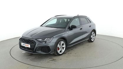 Używany Audi A3 S-Line 245 KM (180 kW) 2022 Szary Sedan/Limuzyna