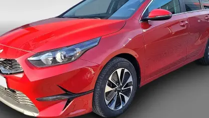 Second-hand Kia Ceed Sportswagon 140 CP (102 kW) 2025 Roșu Break