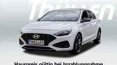 Weiß Neu 2024 Hyundai i30 Advantage Limousine | 24.980 € (Fairer Preis)