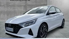 Weiß Gebraucht 2021 Hyundai i20 Intro Edition Limousine | 15.990 € (Fairer Preis)