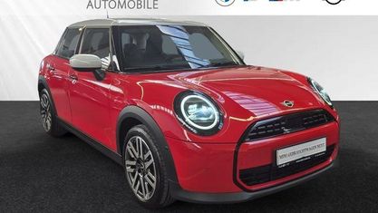 Używany Mini Cooper 156 KM (114 kW) 2024 Czerwony Hatchback