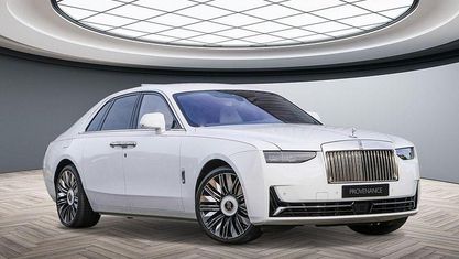 Gebraucht Rolls Royce Ghost 571 PS (419 kW) 2025 Weiß Limousine