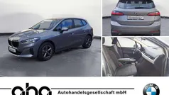 Skyscraper grau metallic Gebraucht 2024 BMW 216 Van / Kleinbus | 26.490 € (Fairer Preis)