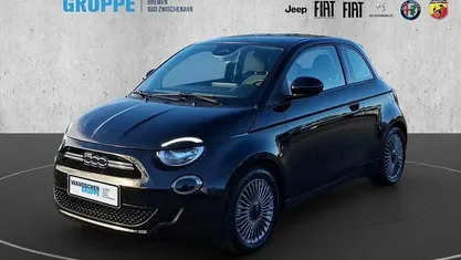 Schwarzschwarz Gebraucht 2022 Fiat 500e Icon Limousine | 17.990 € (Fairer Preis)