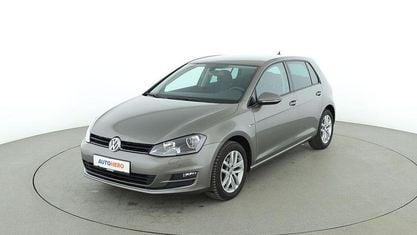 Gebraucht VW Golf VII LOUNGE 110 PS (80 kW) 2015 Grau Limousine