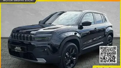Neu Jeep Avenger 110 PS (80 kW) 2026 Volcano black SUV