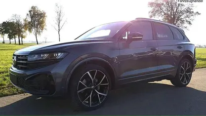 Siliziumgrau metallic Neu 2025 VW Touareg R-line SUV | 80.890 € (Guter Preis)