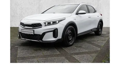 Weiß Gebraucht 2023 Kia XCeed Vision SUV | 22.480 € (Guter Preis)