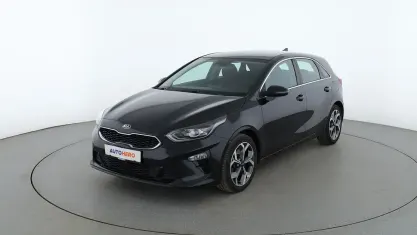 Gebraucht Kia Ceed Spirit 140 PS (102 kW) 2020 Schwarz Kleinwagen