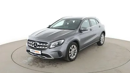 Gebraucht Mercedes GLA200 Urban 156 PS (114 kW) 2018 Grau SUV