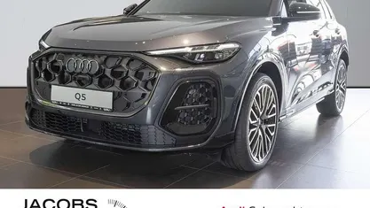 Grau Gebraucht 2025 Audi Q5 Edition .1 SUV | 67.930 € (Guter Preis)