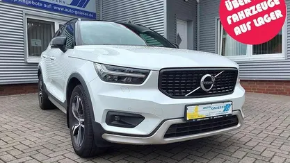 Gebraucht 2020 Volvo XC40 R-Design SUV | 31.490 € (Fairer Preis)