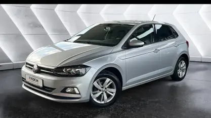 Gebraucht VW Polo Comfortline 65 PS (47 kW) 2018 Silber Kleinwagen