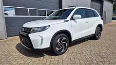 Weiß Neu 2025 Suzuki Vitara Comfort+ SUV | 26.490 € (Fairer Preis)