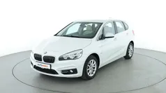 Weiß Gebraucht 2016 BMW 218 Active Tourer Luxury Line Van / Kleinbus | 17.460 € (Fairer Preis)