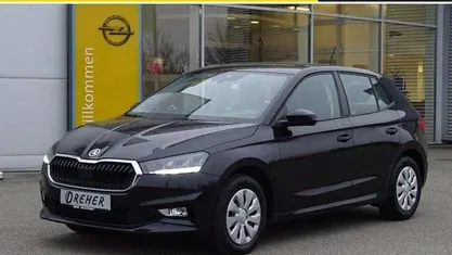 Gebraucht 2024 Skoda Fabia Selection Kleinwagen | 17.990 € (Fairer Preis)