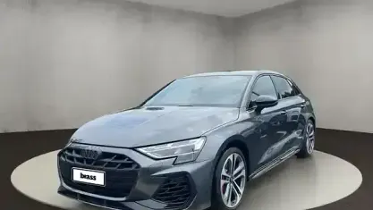Gebraucht Audi S3 Comfort 333 PS (244 kW) 2025 Daytonagrau perleffekt Limousine