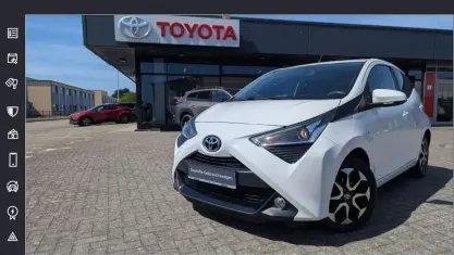 Gebraucht Toyota Aygo X-play 72 PS (52 kW) 2020 Weiß Kleinwagen