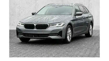 Gebraucht BMW 520 184 PS (135 kW) 2022 Grau Kombi
