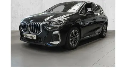 Gebraucht BMW 218 M Sport 136 PS (100 kW) 2023 Black sapphire Coupé
