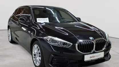 Usata BMW 118 Sport Line 136 CV (100 kW) 2022 Nero Utilitaria