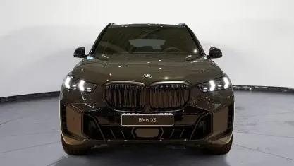 Neu BMW X5 M Sport 352 PS (258 kW) 2025 Grau SUV