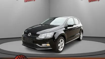 Gebraucht VW Polo Highline 90 PS (66 kW) 2016 Deep black perleffekt Limousine