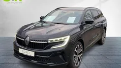 Black pearlschwarz metallic (schwarz) Gebraucht 2024 Renault Espace Iconic Van / Kleinbus | 42.970 €