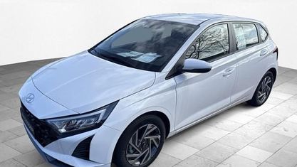 Uusi Hyundai i20 Trend 101 HP (74 kW) 2025 Valkoinen Sedan
