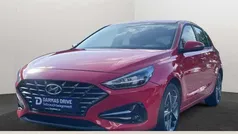 Rot Gebraucht 2024 Hyundai i30 Trend Limousine | 19.990 € (Fairer Preis)