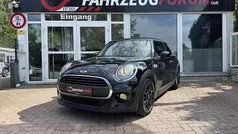 Schwarz Gebraucht 2017 Mini Cooper Kleinwagen | 12.899 € (Fairer Preis)