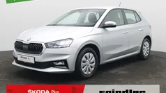 Weiß Gebraucht 2024 Skoda Fabia Selection Limousine | 17.380 € (Fairer Preis)