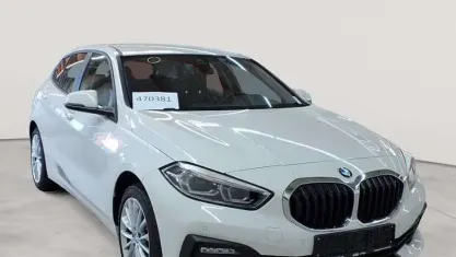 Gebraucht BMW 120 Advantage 190 PS (139 kW) 2022 Alpinweiß Limousine