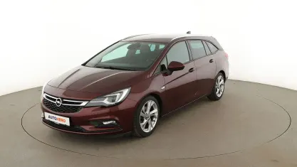 Używany Opel Astra 2018 Czerwony Kombi