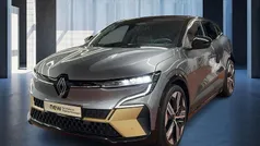 Grau Gebraucht 2023 Renault Mégane Limousine | 30.711 € (Fairer Preis)