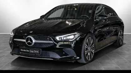 Gebraucht Mercedes CLA200 150 PS (110 kW) 2021 Unilack nachtschwarz Coupé