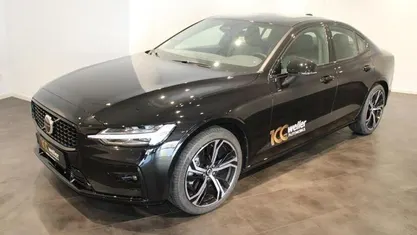 Gebraucht 2023 Volvo S60 Plus Limousine | 32.650 € (Guter Preis)