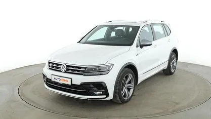 Weiß Gebraucht 2020 VW Tiguan Allspace Highline SUV | 30.890 € (Fairer Preis)
