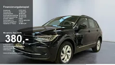 Deep black perleffekt Gebraucht 2021 VW Tiguan Life SUV | 33.030 € (Fairer Preis)
