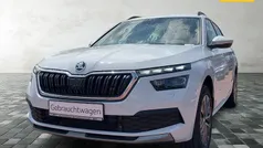 Weiß Gebraucht 2023 Skoda Kamiq Selection SUV | 22.999 € (Fairer Preis)