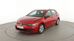 Rot Gebraucht 2021 VW Golf VIII Life Limousine | 18.320 € (Fairer Preis)