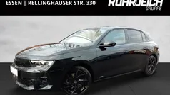 Diamant schwarz/karbon schwarz Gebraucht 2022 Opel Astra Ultimate Limousine | 25.990 € (Guter Preis)