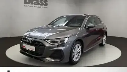 Gebraucht Audi A3 Ambiente 204 PS (150 kW) 2025 Daytonagrau perleffekt Limousine