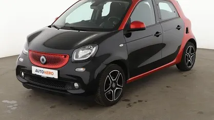 Schwarz Gebraucht 2017 Smart ForFour Basis Kleinwagen | 12.490 € (Fairer Preis)